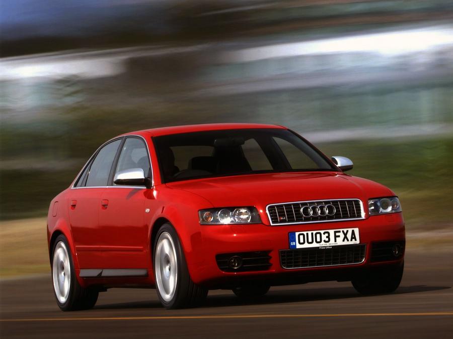  Audi S4 Sedan (B6, 8E) 2003 года  (фото 9 из 18)